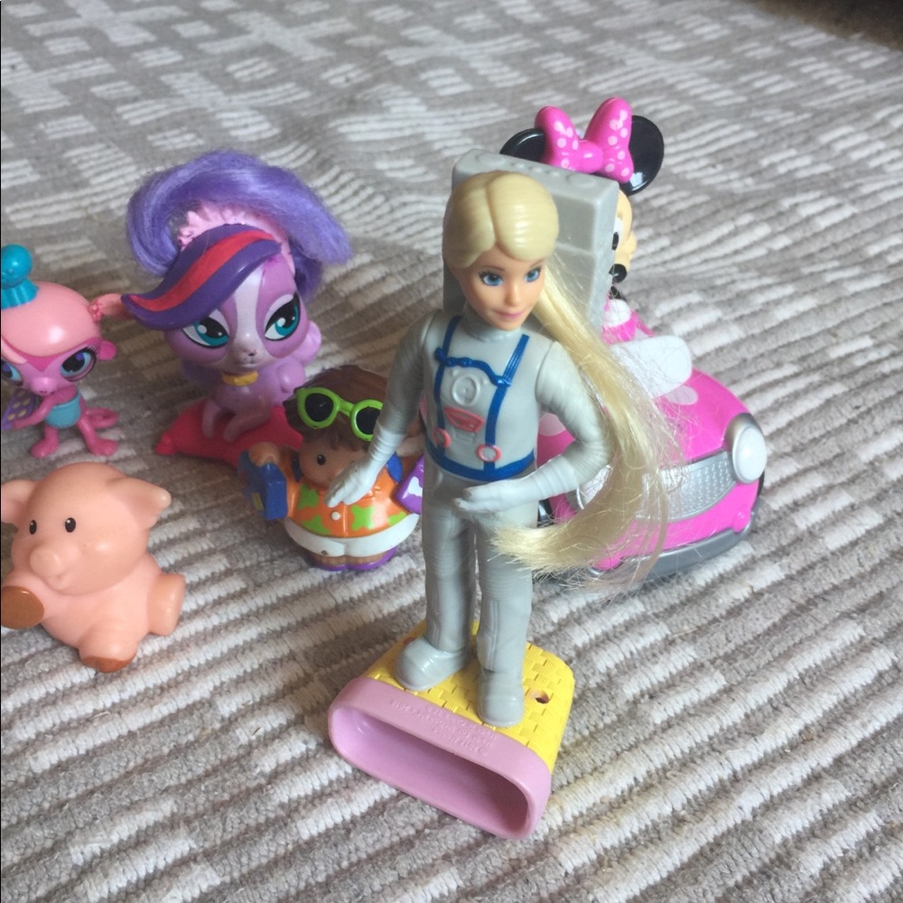 7 toy bundle - Picture 3 of 5